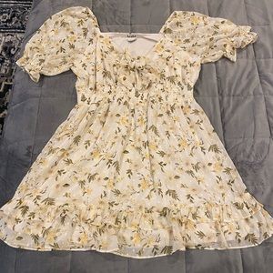 Arula Size 1X/US 16 White Floral Sundress